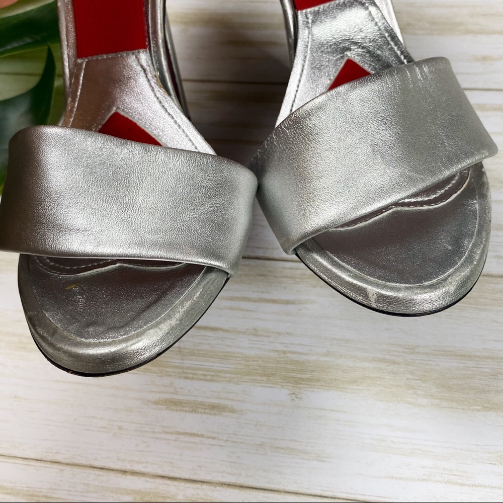 Amanda Gregory metallic silver ankle band heel - Picture 7 of 11
